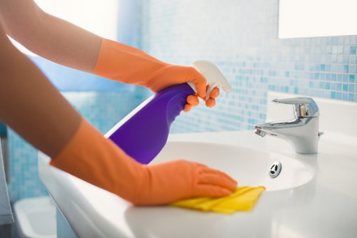 Move out cleaning checklist and deep cleaning supplies in a home